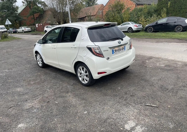 Toyota Yaris cena 24500 przebieg: 105000, rok produkcji 2013 z Krotoszyn małe 529